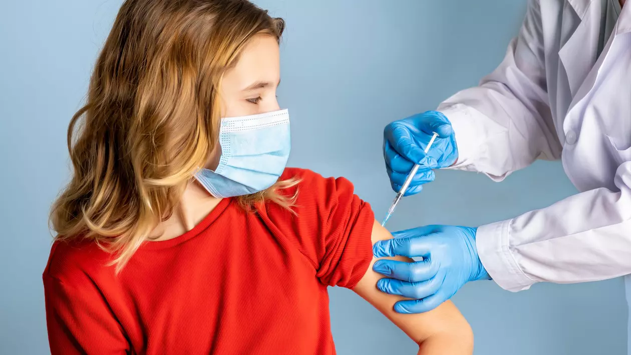 Ce spun părinții din România despre vaccinarea anti-COVID a copiilor de 5-11 ani: între „abia aștept” și neîncredere
