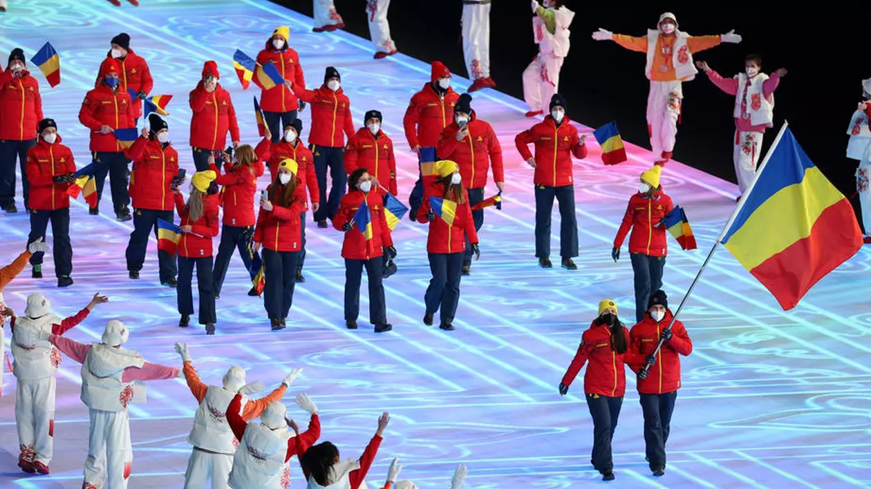 Primele imagini cu delegația României defilând la ceremonia de deschidere a Jocurilor Olimpice de iarnă de la Beijing