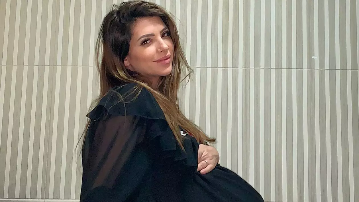 Celia a născut al doilea copil. Prima imagine cu Sara Maria și mesajul emoționat al artistei. „Minunea mea”
