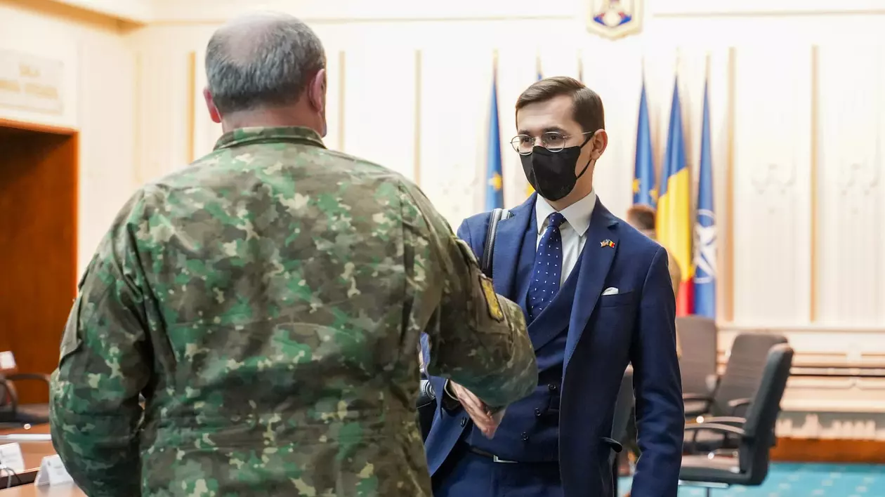 Istoria unui deputat fără istorie: Pavel Popescu. Pe mâinile cui a fost dată Comisia de apărare din Camera Deputaților