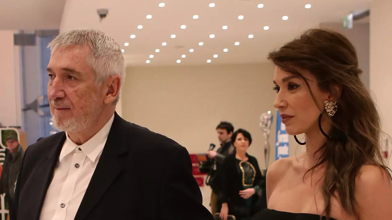 Detalii despre relația Alinei Chivulescu cu Dan Chișu. Sunt împreună de 8 ani și căsătoriți de 4: „Nu am făcut vreun efort. Așa a fost să fie”