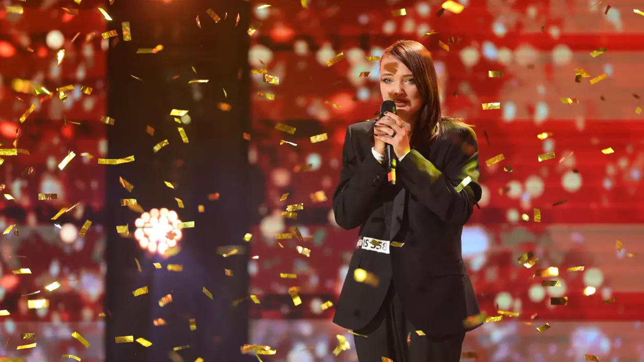 Cine este Bianca Mihalcea de la „Românii au talent” 2022. Andi Moisescu a apăsat Golden Buzz și a trimis-o în semifinale