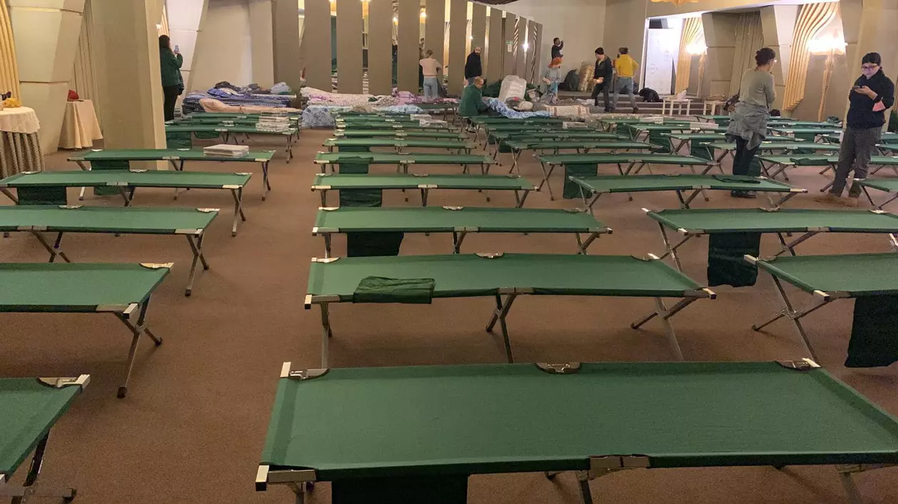 Nicuşor Dan anunță că 710 refugiaţi au primit asistenţă și că s-au strâns peste 7 tone de ajutoare de la bucureșteni