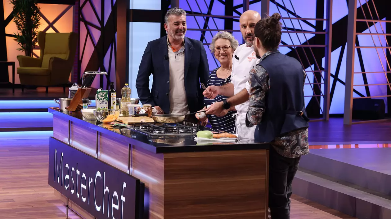 Copilăria lui chef Radu Dumitrescu de la „MasterChef”. Ce năzbâtii făcea juratul când avea doar 4 ani
