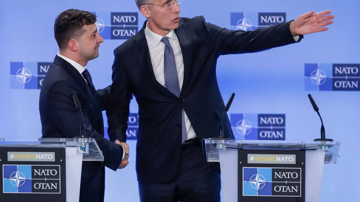 Sondaj: Sprijinul ucrainenilor pentru aderarea la NATO și integrarea în UE atinge niveluri record