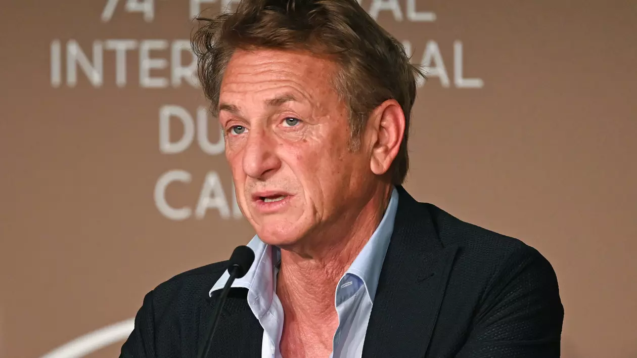 Actorul Sean Penn a mers în Ucraina să filmeze un documentar despre invazia Rusiei