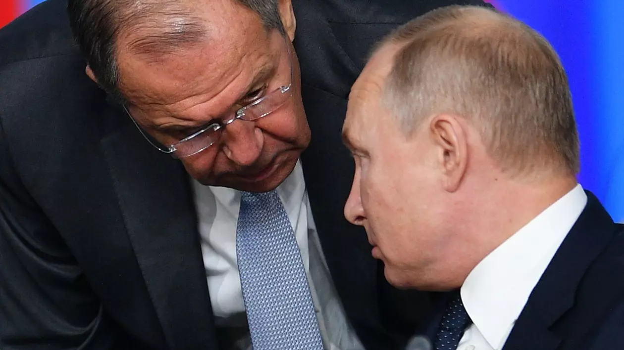 Lavrov i-a sugerat lui Putin, într-o discuție televizată, să acorde mai mult timp diplomației în criza ucraineană
