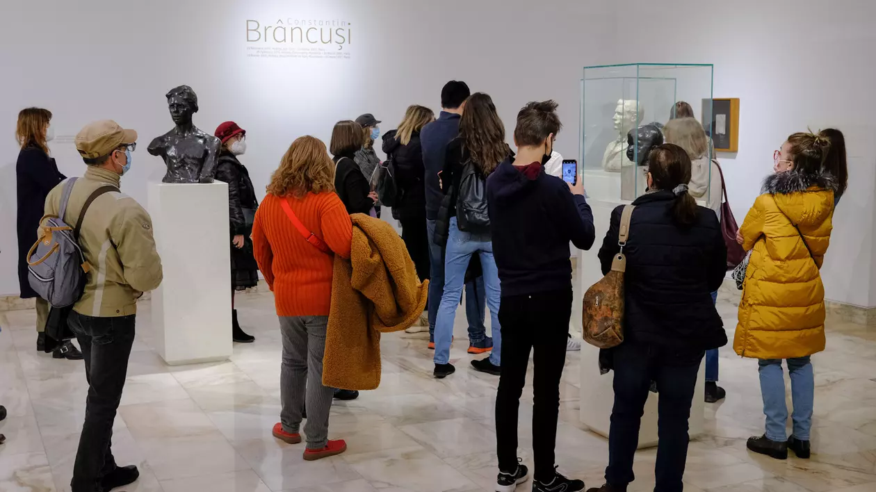 „Un weekend cu Brâncuşi”. Muzeul de Artă al României a expus operele marelui sculptor