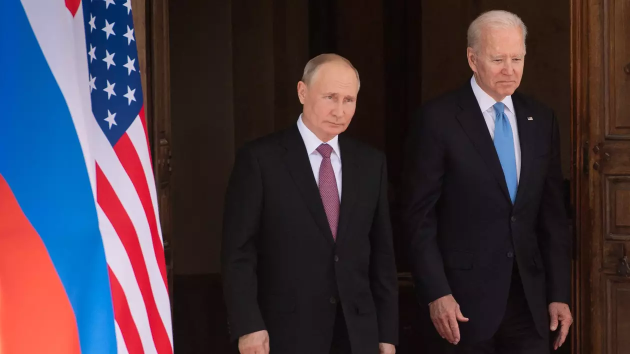 America, deschisă unei căi diplomatice, dar „egal pregătită și pentru alte scenarii". Rusia denunță „isteria de vârf" din SUA după apelul Biden-Putin