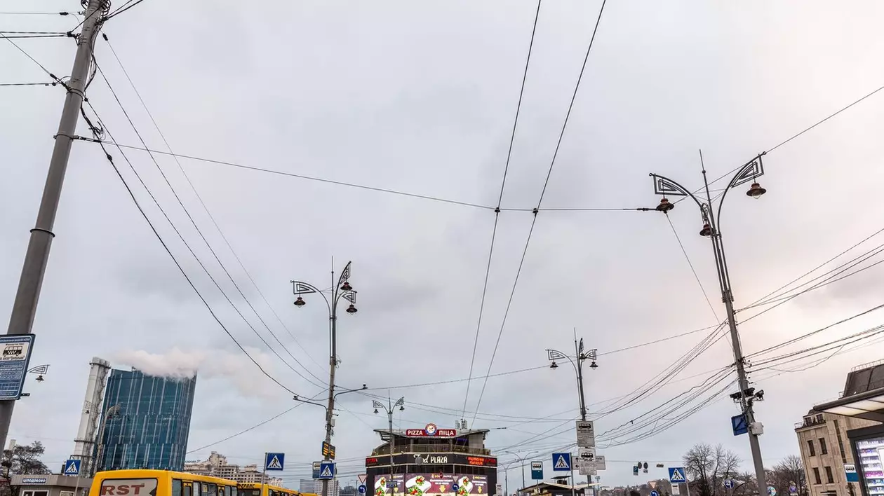 Vestea care dă speranțe la Kiev: alimentarele și transportul public și-au reluat activitatea în dimineața zilei de luni