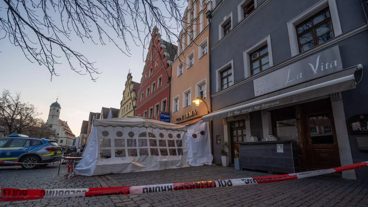 Un bărbat a murit după ce a consumat băutură la un restaurant, în Germania. Alți 7 oameni au ajuns la spital