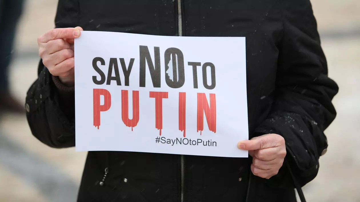 Războiul lui Putin contra Ucrainei îngroapă în România populismul despre slăbiciunea Occidentului „decadent” și „neo-marxist”