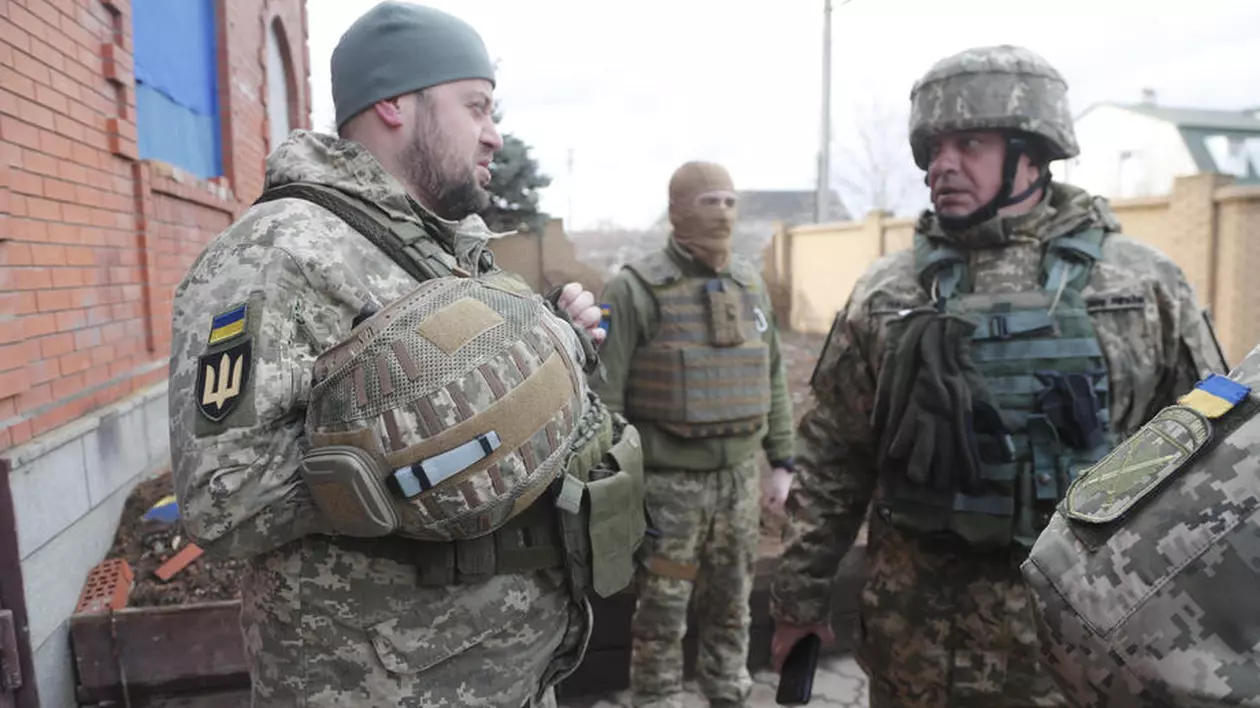 Echipă CNN și mai mulți jurnaliști, atacați cu tir de mortiere, în timp ce se aflau pe linia frontului din estul Ucrainei. O grupare militară privată, acuzată de „sabotaj”