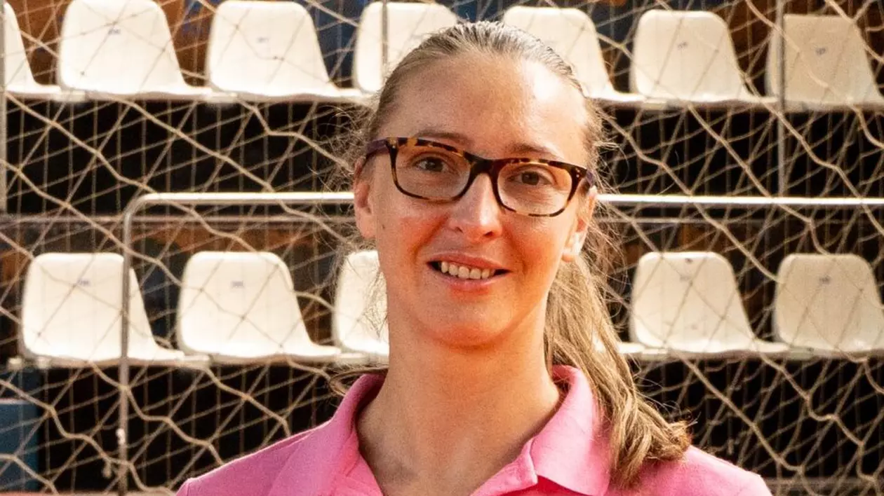 Alla Șeiko, handbalistă la mai multe cluburi din România, mesaj în lacrimi de la Herson: „Brigada de apărare a cartierului, în care aveam mulți prieteni, a fost distrusă”