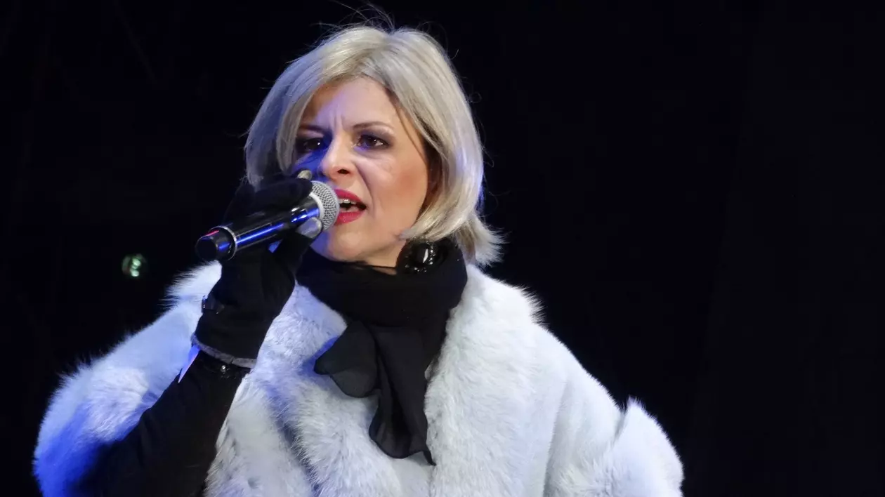 Sanda Ladoși a revenit pe scenă, după mai bine de un an în care a refuzat să mai cânte. Cum arată artista acum și ce planuri are