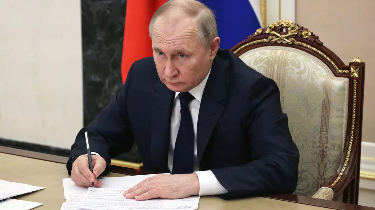 Fost prim-ministru rus: Putin nu ia în serios discuțiile despre pace