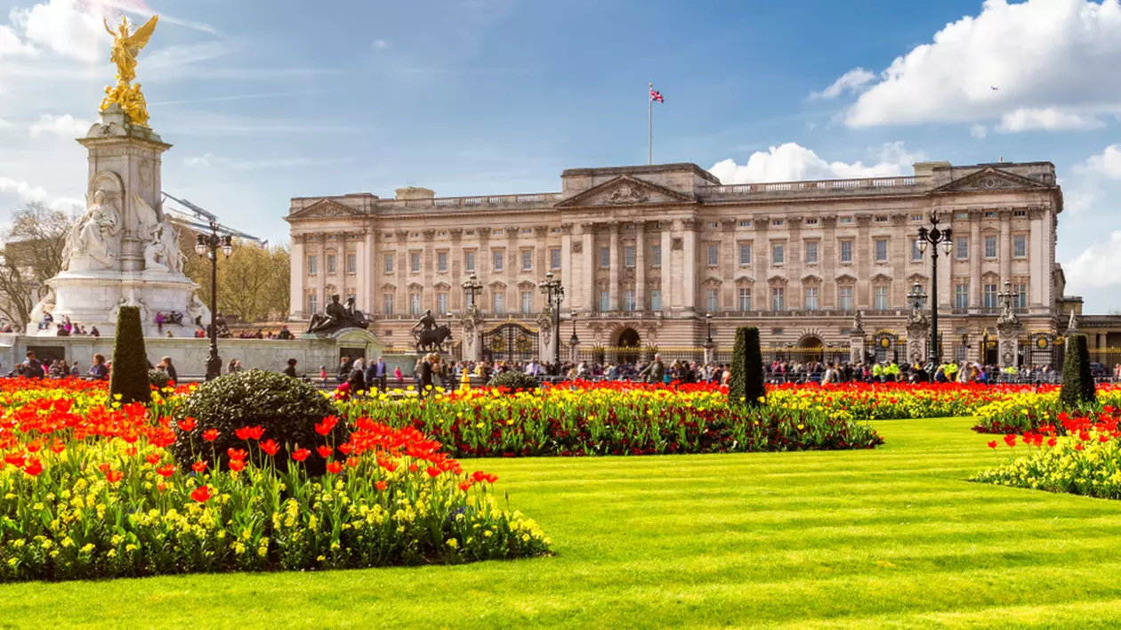 Palatul Buckingham - curiozități și obiective de vizitat