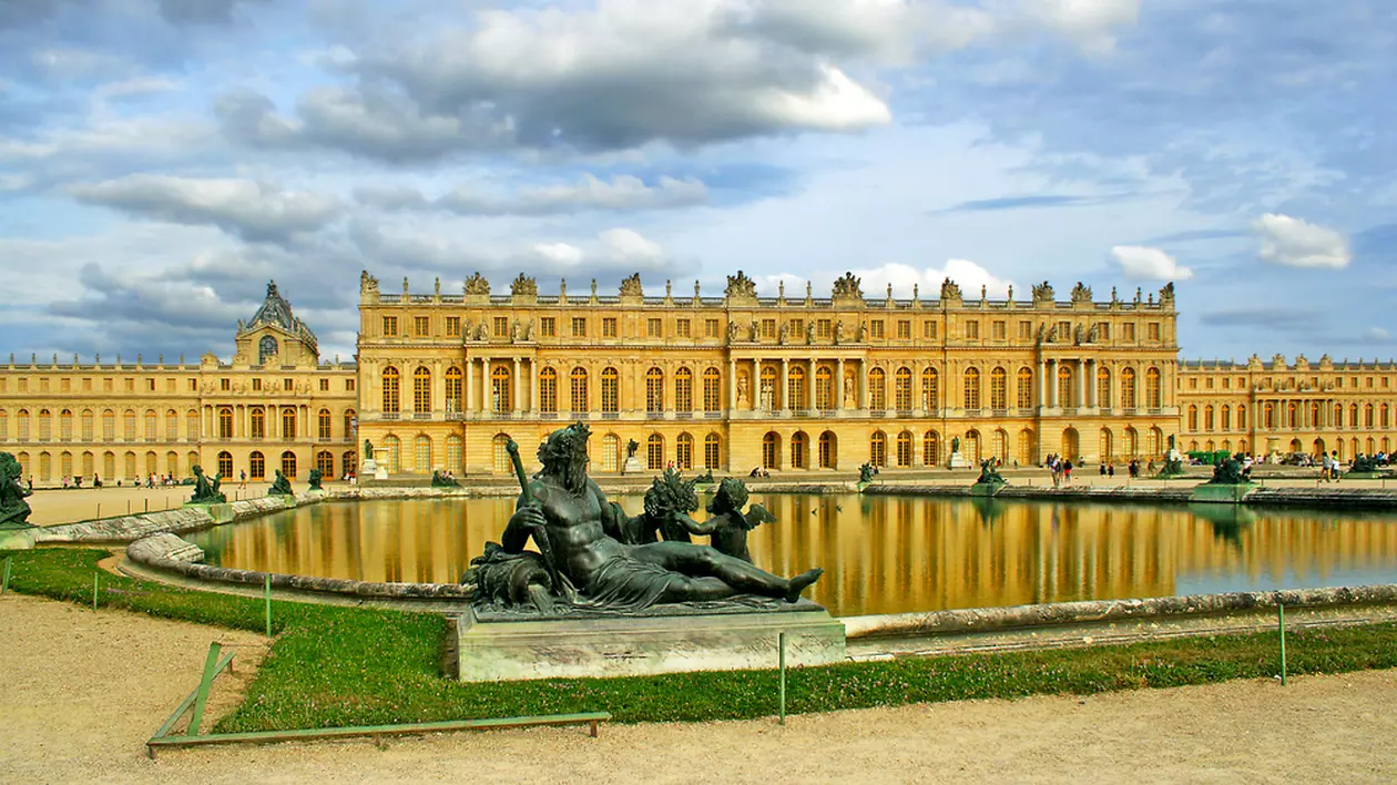Palatul Versailles