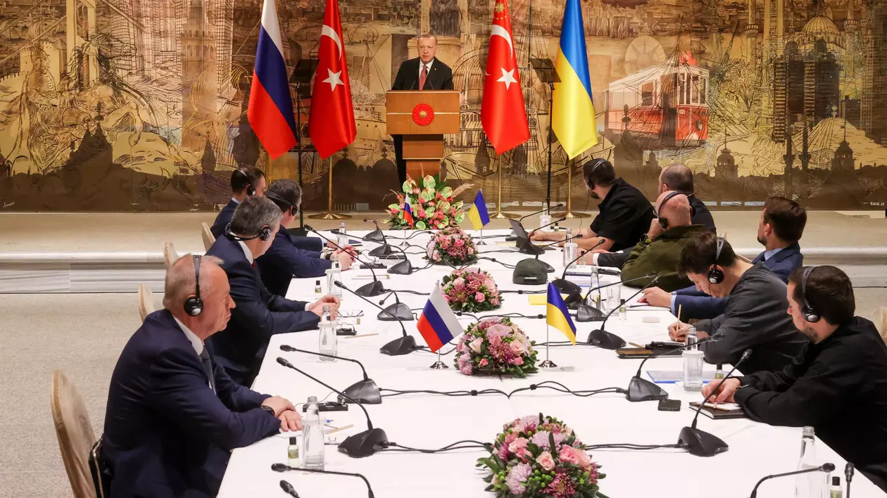 Runda de negocieri Rusia-Ucraina din Turcia s-a încheiat. Anunțul celor două tabere după patru ore de discuții