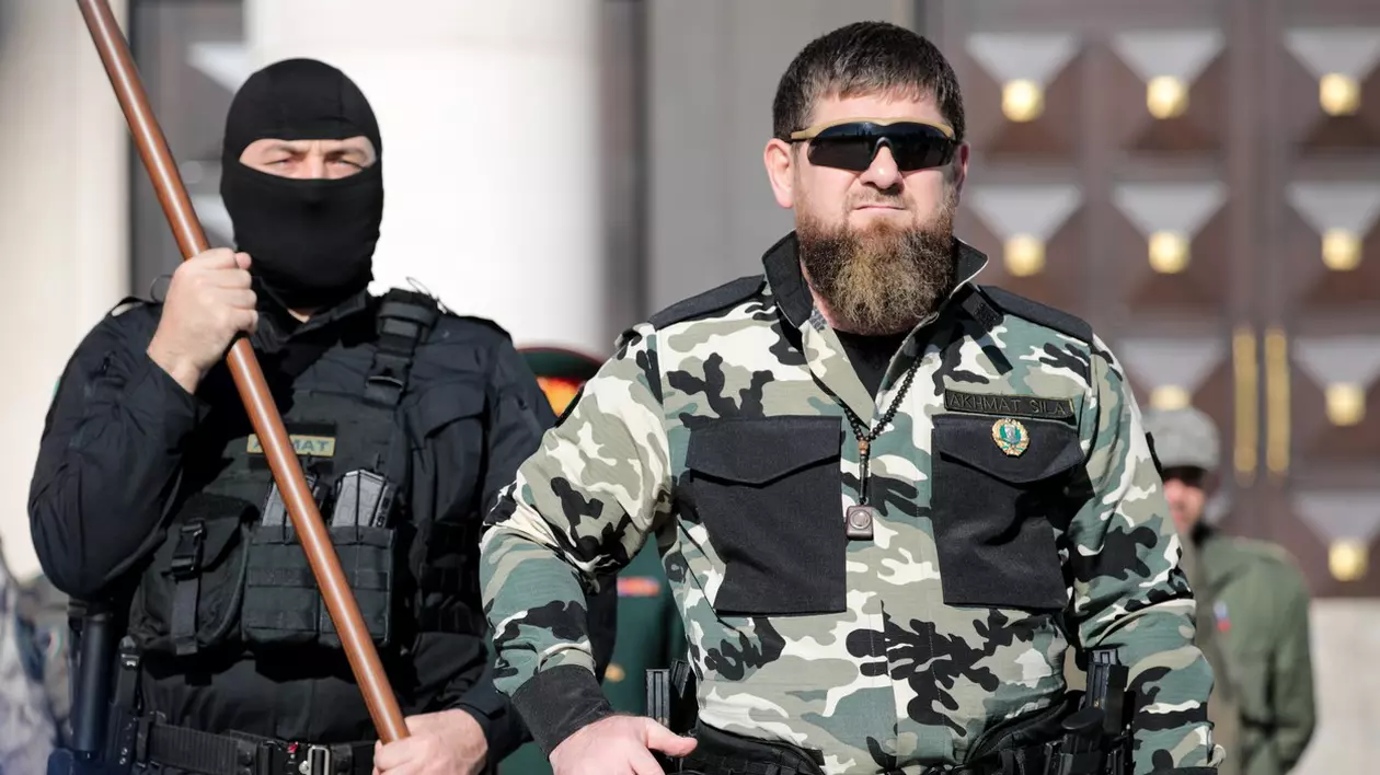 Liderul cecen Ramzan Kadîrov, înaintat în grad de Vladimir Putin, pentru rolul jucat în invazia din Ucraina