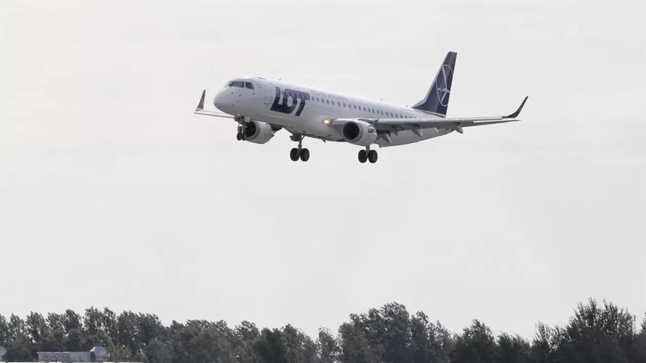 Întâlnirea președintelui polonez cu Joe Biden, întârziată de o problemă a aeronavei lui Andrzej Duda