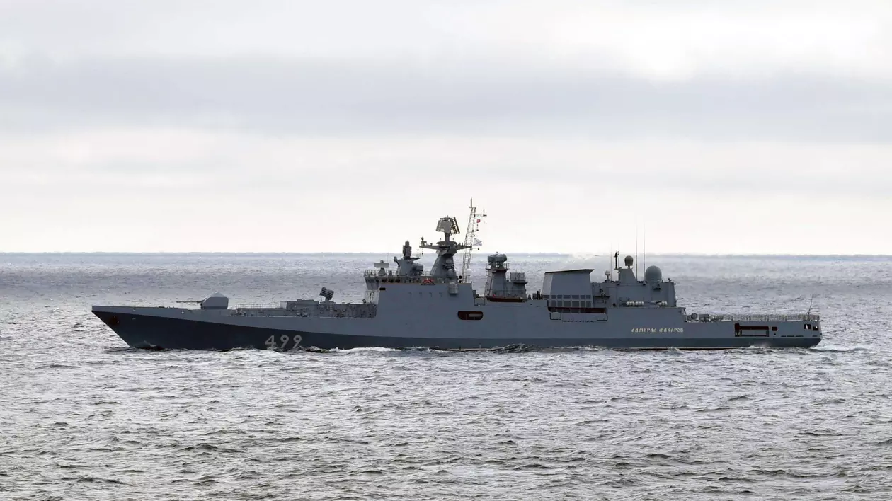 Fregata rusească Amiral Makarov ar fi fost lovită de rachete lângă Insula Șerpilor, spun surse de la Kiev. Kremlinul „nu are astfel de informații”
