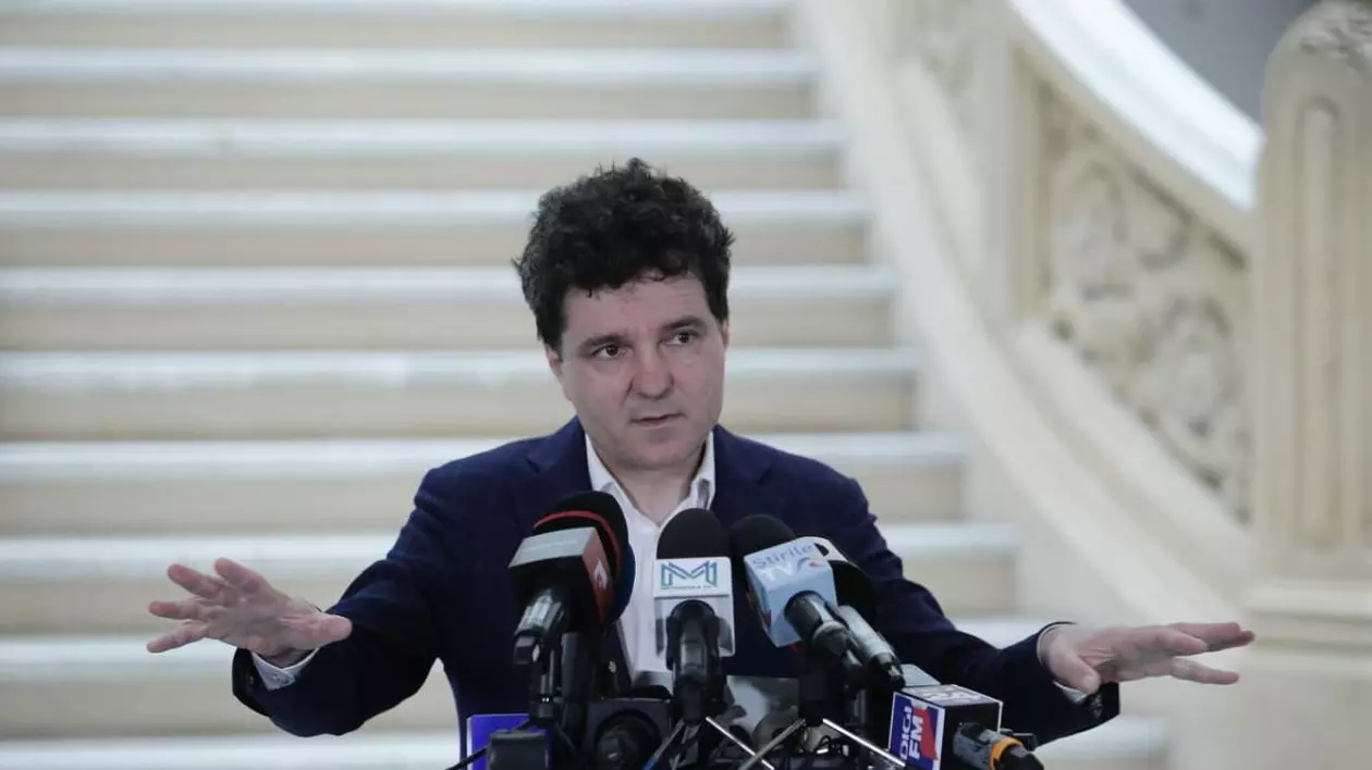 Nicușor Dan: Podul Basarab nu are recepția făcută. Nu beneficiem de garanție pentru reparații. Foto: Dumitru Angelescu / Libertatea