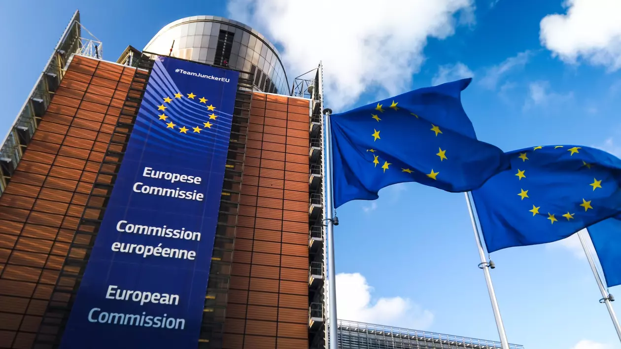România riscă să întârzie prima cerere de plată prin PNRR. Problemele reclamate de Comisia Europeană
