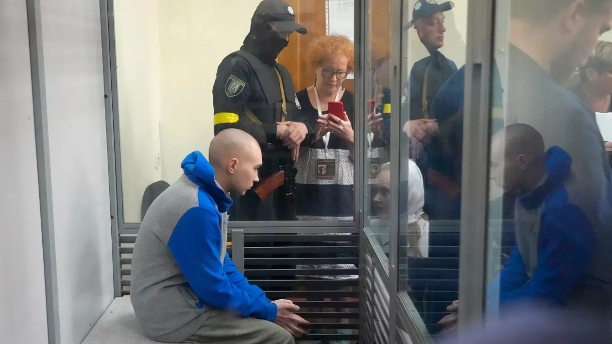 VIDEO | Imagini de la procesul primului soldat rus judecat pentru crime împotriva civililor în Ucraina
