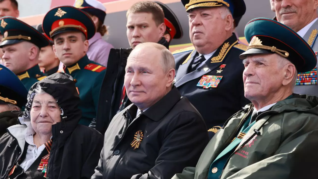 Putin se implică în deciziile militare de pe frontul ucrainean ca un „colonel”, susțin surse The Guardian
