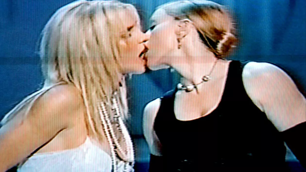 Britney Spears și Madonna, Sărut Pasional La Nuntă. Au Recreat Momentul Din  2003, De Pe Scena MTV Video Music Awards | Libertatea