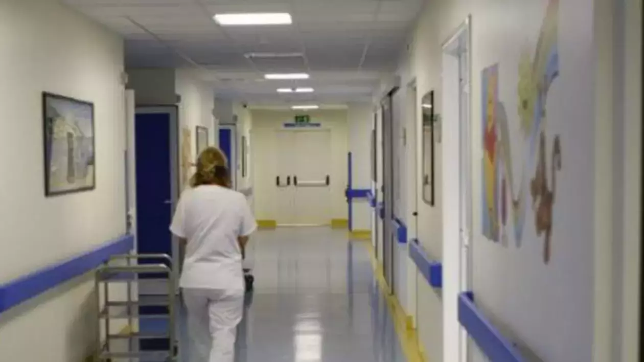 Asistentele de la spitalul din Călărași, somate să nu mai vină cu „uniforme provocatoare”. „A pornit de la privirile pacienților”