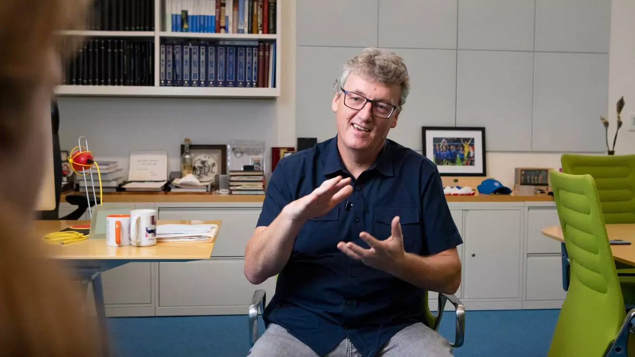 INTERVIU EXCLUSIV. Sir David MacMillan, laureat al Premiului Nobel pentru chimie în 2021, pledoarie tulburătoare pentru știință și riscul de a o îngropa în ură