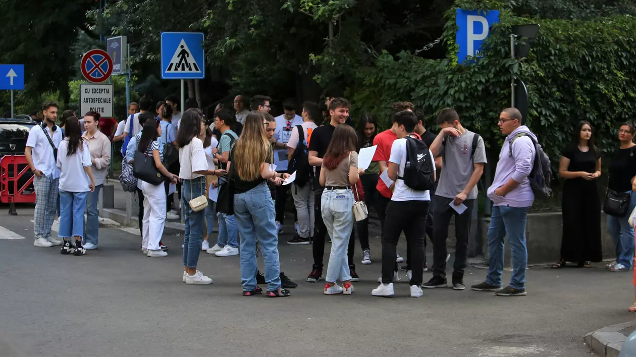 Situația liceelor cu 0% rată de promovare la Bac, explicată de un expert în educație. „Să ne întrebăm cum ajung zeci de elevi să intre la liceu cu medii de 2-3”