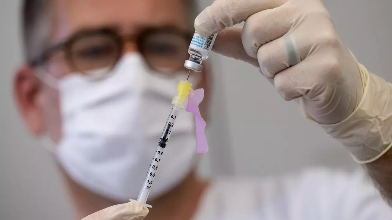 EMA a autorizat un vaccin împotriva variolei maimuței. Câte cazuri au fost raportate până acum în lume