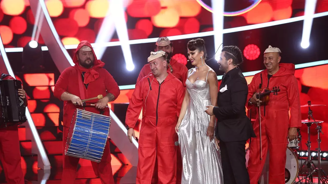 Surorile Odagiu cântă cu Mahala Rai Banda în marea finală „Te cunosc de undeva!”. Vor prezenta un moment din serialul „Casa de Papel”