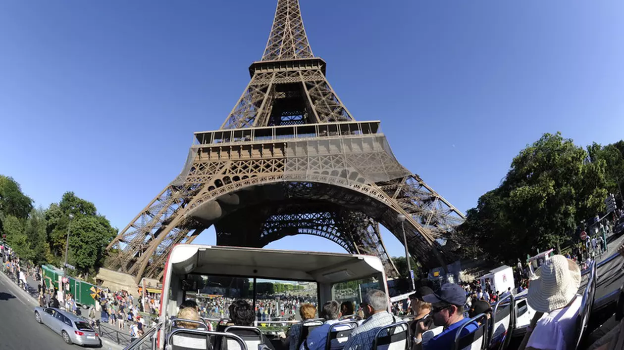 Ce se întâmplă de fapt la Turnul Eiffel. Un raport secret scurs în presă arată realitatea: „Dacă Gustave Eiffel ar fi vizitat acest loc, ar fi avut un atac de cord”