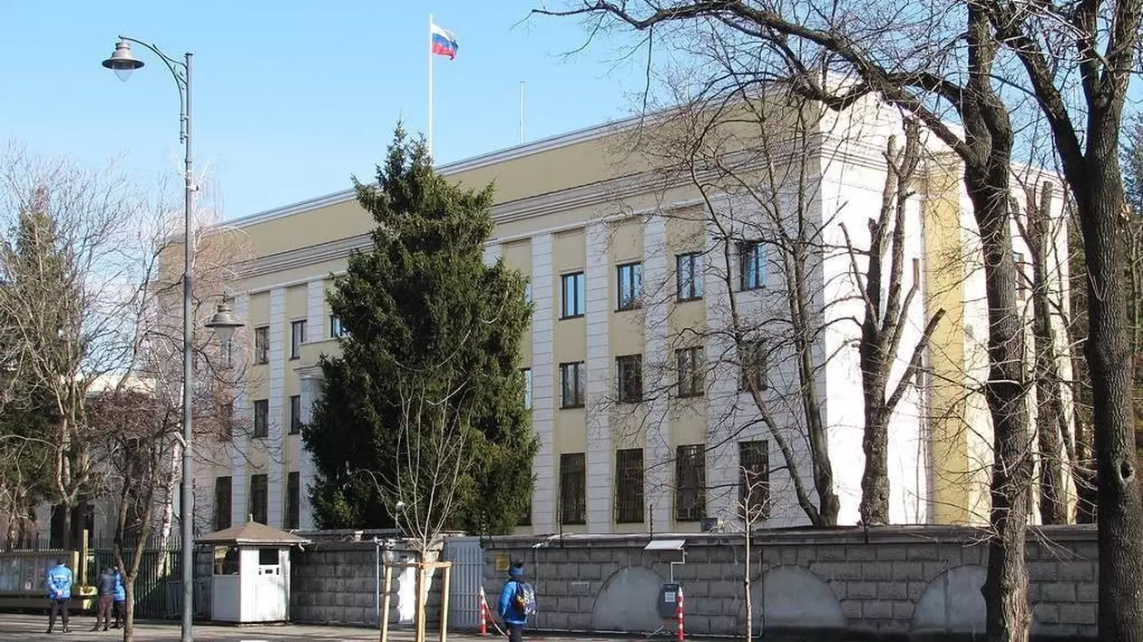 România a expulzat încă un reprezentant al Ambasadei Rusiei la București