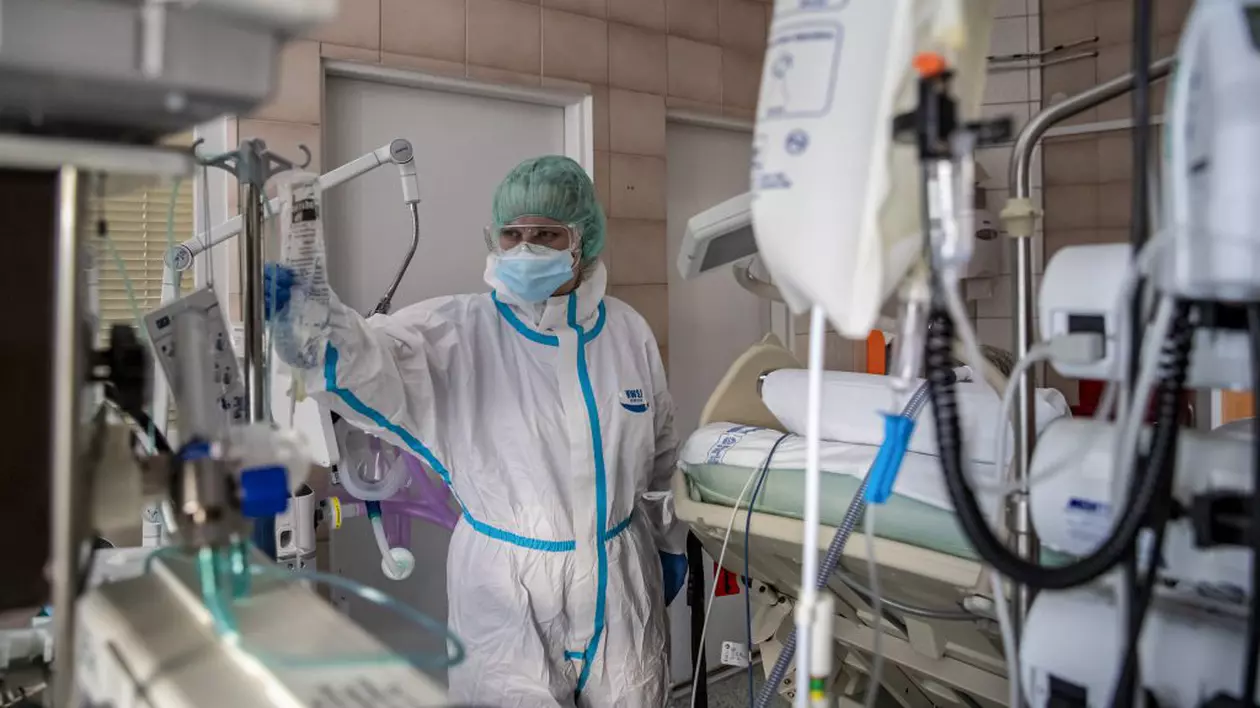 VIDEO Coronavirus în România azi, 18 august. Aproape 5.500 de cazuri noi, în ultimele 24 de ore