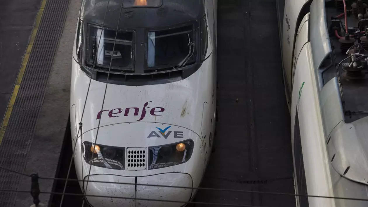 Circulația trenurilor de mare viteză dintre Madrid și Barcelona, suspendată după furtul unor cabluri