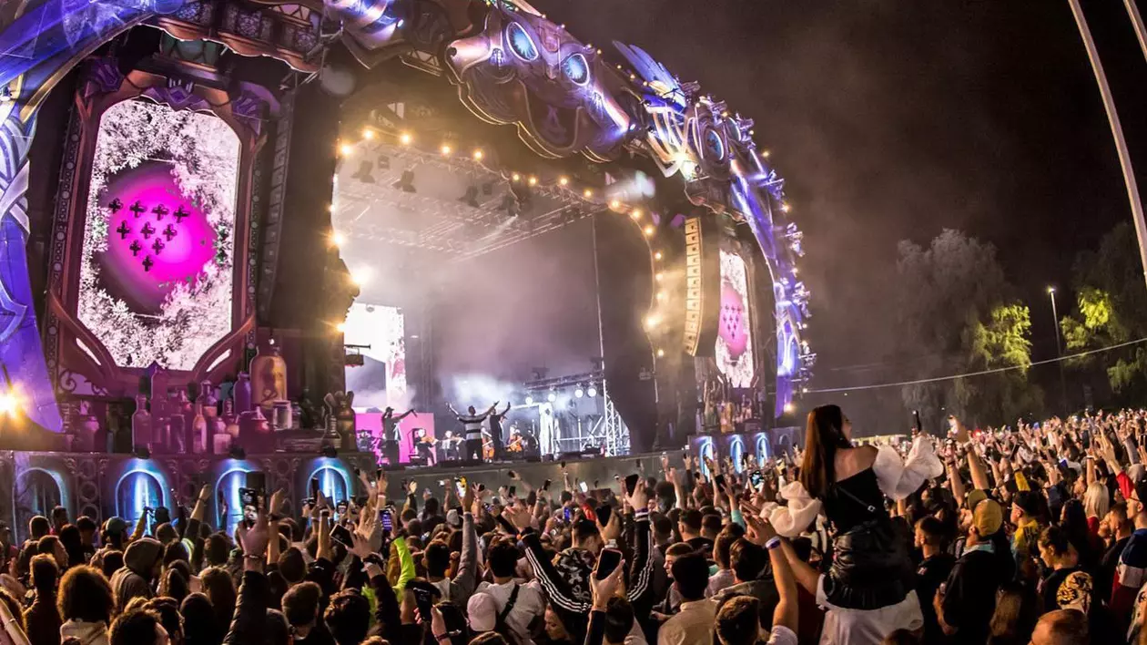 UNTOLD 2022
