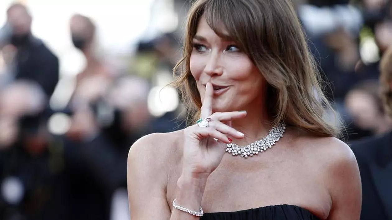 Carla Bruni, soţia fostului președinte francez Nicolas Sarkozy, interogată în dosarul finanţării campaniei electorale cu fonduri din Libia