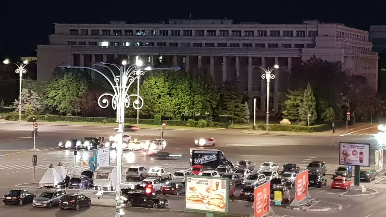 Palatul Victoria nu a fost iluminat în noaptea de 13 spre 14 septembrie. Foto: Cristian Otopeanu