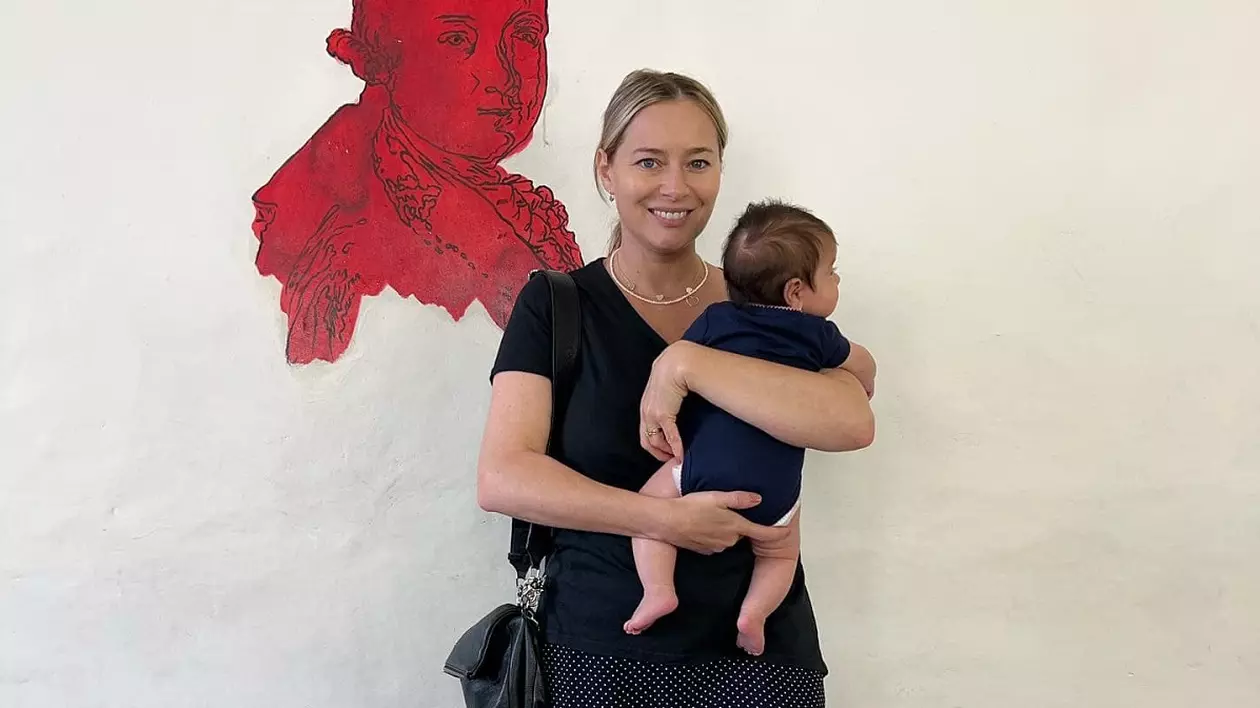Laura Cosoi nu ține dietă, după ce a născut al treilea copil. Cum se menține: „Am însă grijă la ceea ce mănânc”