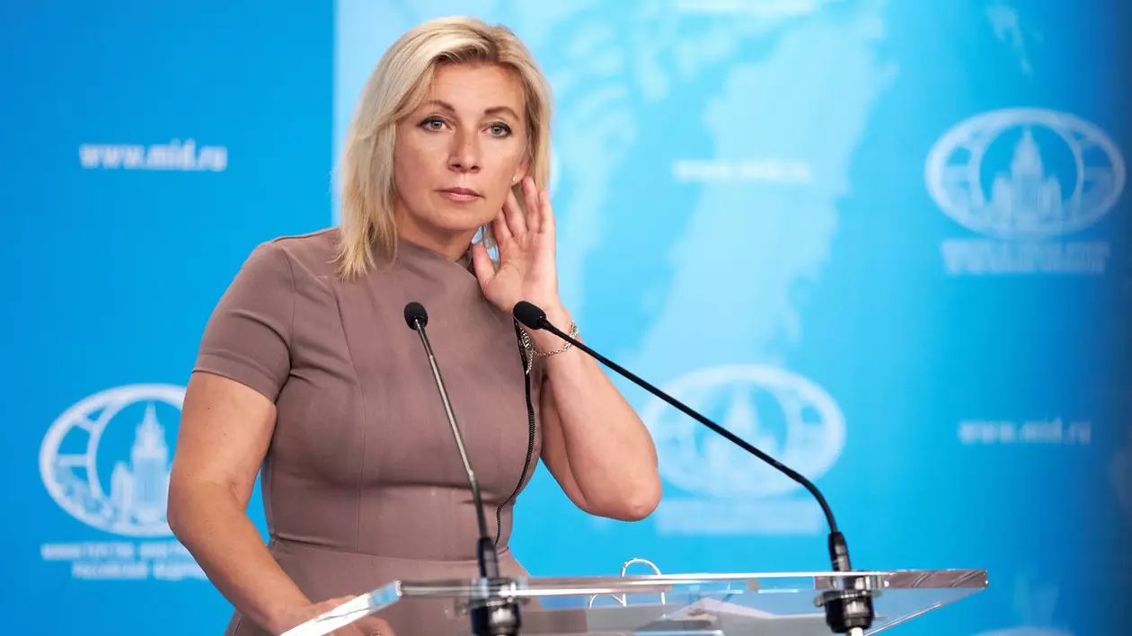 Zaharova cere României să recunoască public că trimite armament Kievului: „De acum e clar ce înseamnă ajutor «umanitar»”