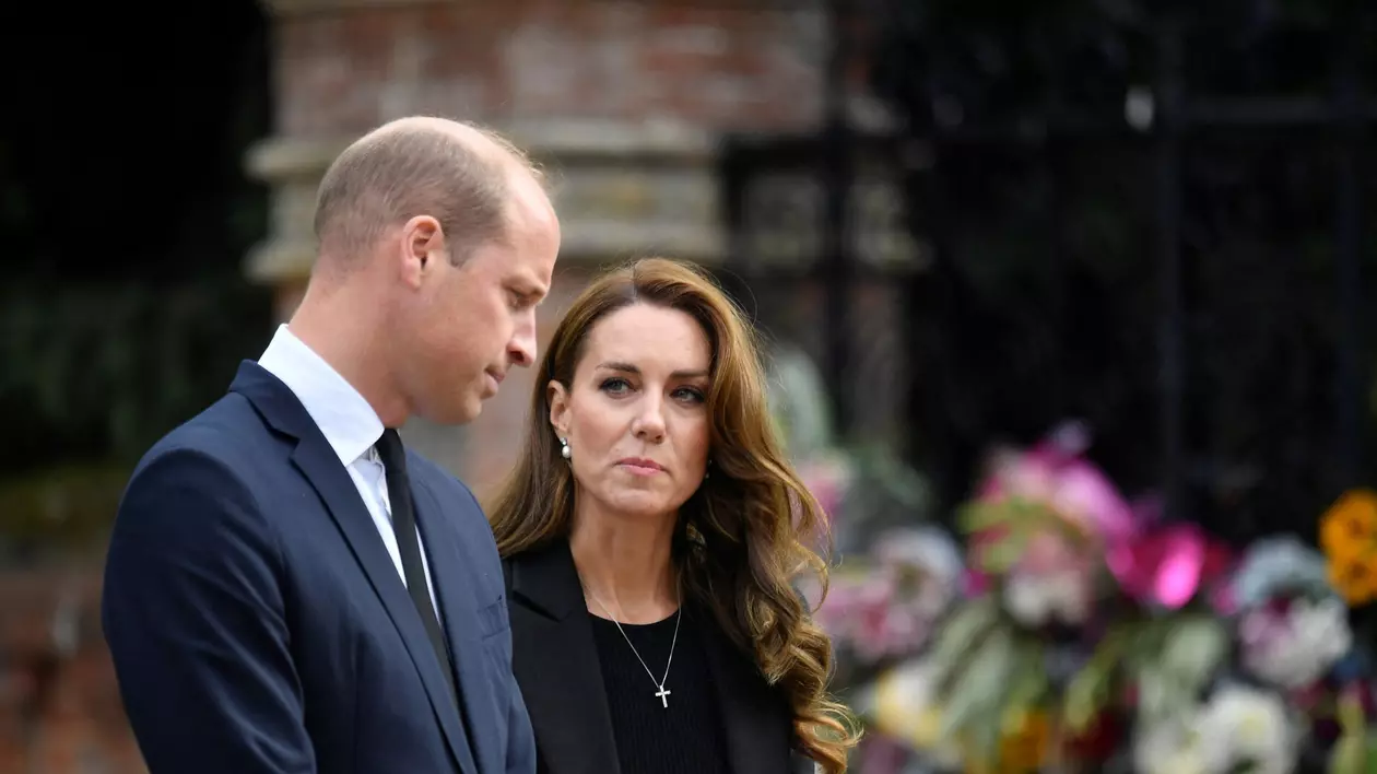 Prințul William recunoaște că paşii făcuţi cu Harry în spatele sicriului reginei Elisabeta a II-a i-au stârnit amintiri: „A fost o provocare”