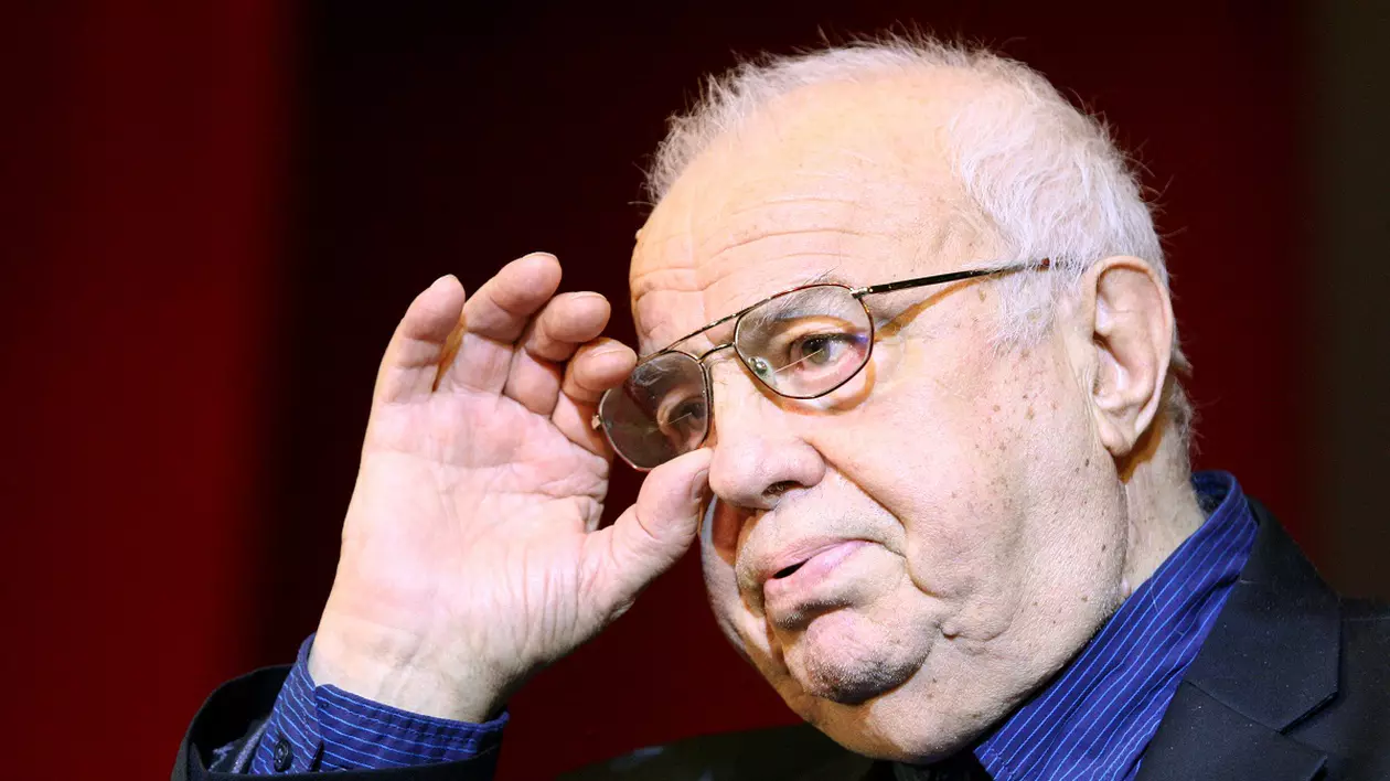 Ultima apariție publică a lui Alexandru Arșinel. Cum arăta actorul în iunie, când a primit preoții în casa lui