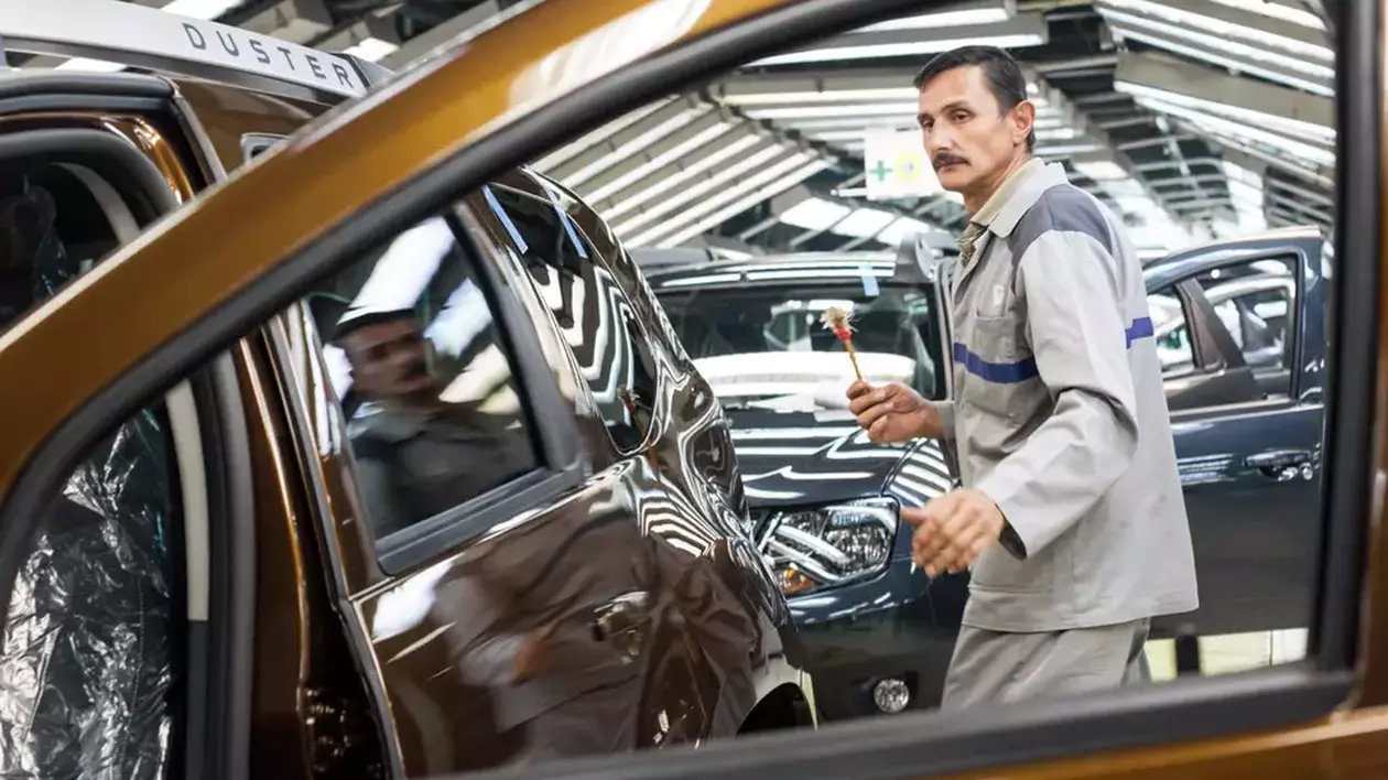 VIDEO Ce procent vor avea chinezii de la Geely la Dacia. Sindicalist: „Eu am speranța că acționarul majoritar va fi tot Renault”