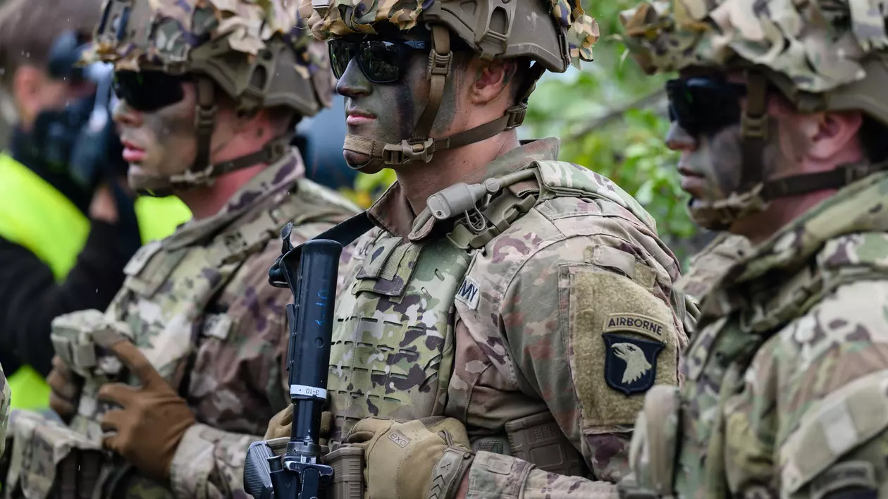 Armata SUA nu și-a atins obiectivele de recrutare în acest an. Mai avea nevoie de 15.000 de soldați