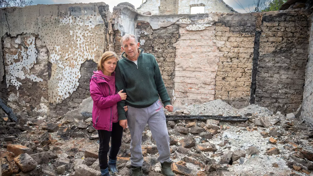 Corespondență din Herson: Au ghidat rachetele ucrainene către propria casă, pentru a pedepsi sălbăticia militarilor ruși care se instalaseră aici. Acum s-au întors printre ruine